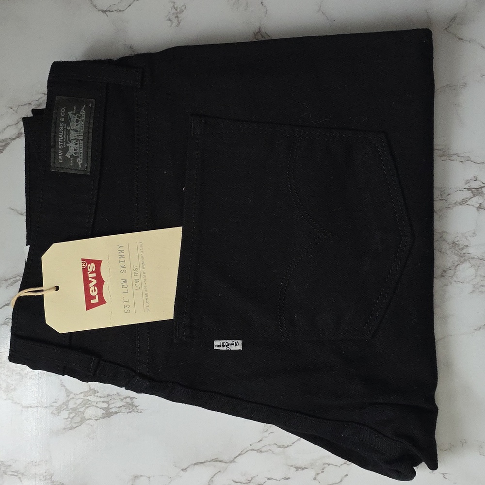 Levi's 531 low skinny sz 8M nwt